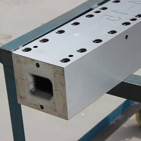 玻璃钢方棒拉挤模具
