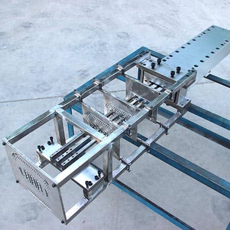 130*27mm玻璃钢地板型材拉挤模具